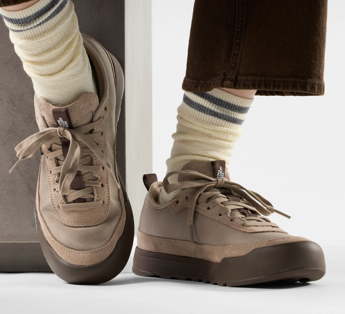 Women's Everyday Courtside Texture Tall Crew Socks
